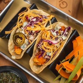BUFFALO CHICKEN TACO
